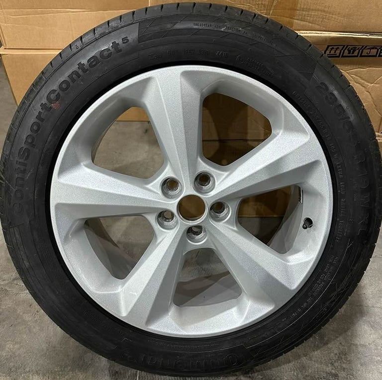 19" Genuine Ford Edge Alloy Wheels & Continental Tyres
