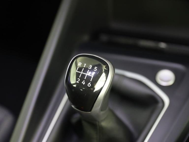 2024 Volkswagen Golf 1.5 TSI Life 5dr HATCHBACK PETROL Manual