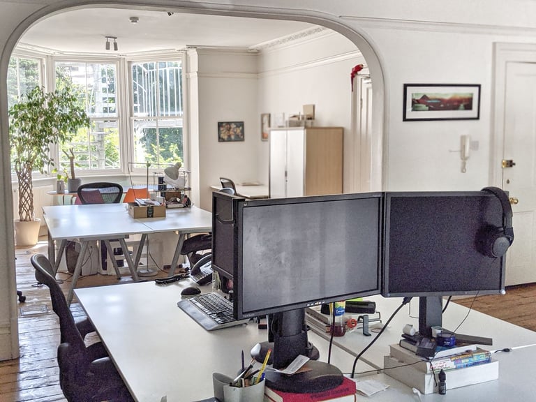 Unique open office overlooking Brighton Pavilion 