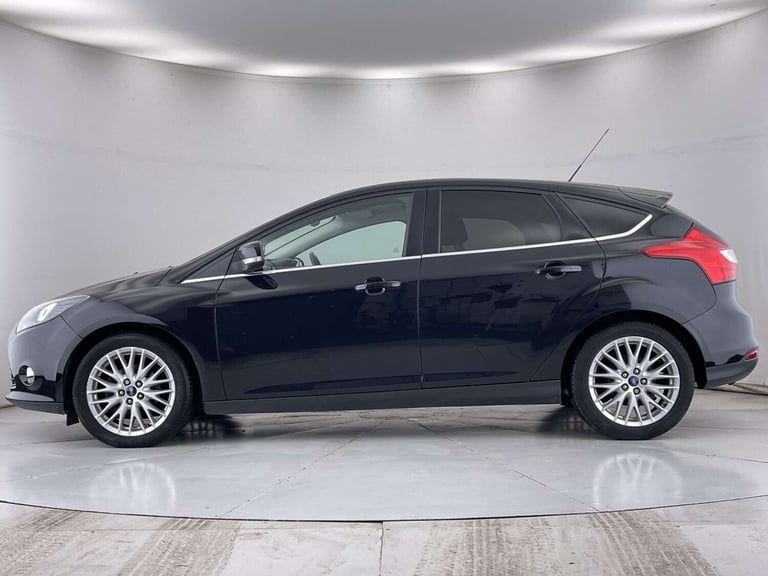2014 Ford Focus 1.0 Focus Zetec T 5dr Hatchback Petrol Manual