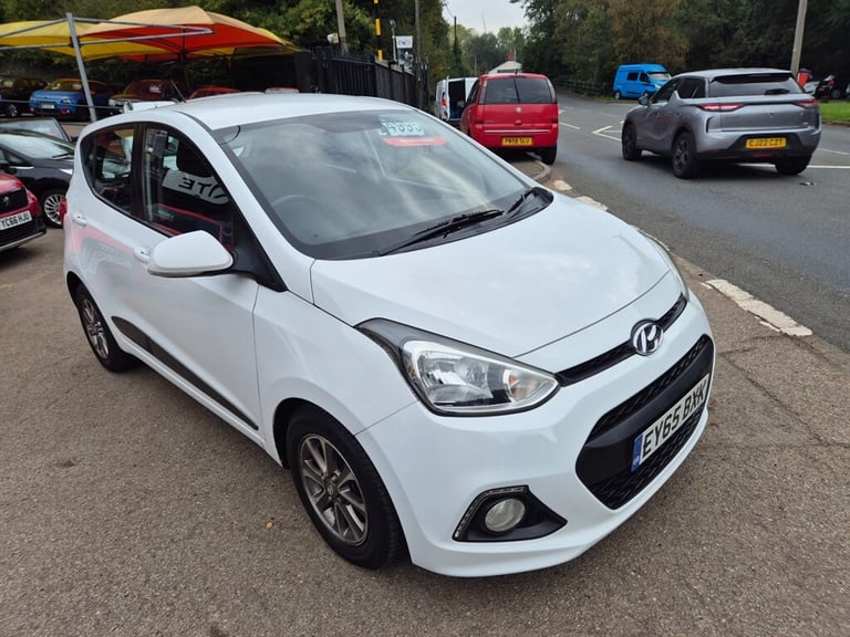 2015 Hyundai i10 1.2 Premium 5dr HATCHBACK PETROL Manual
