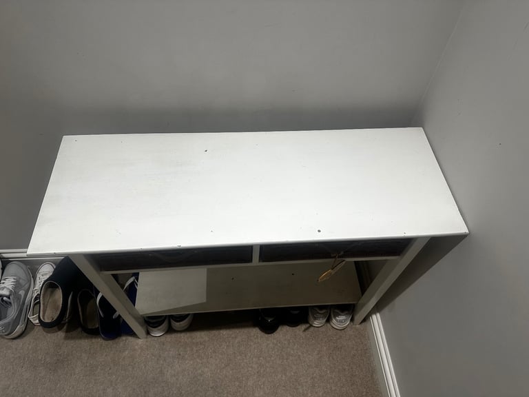 Console table