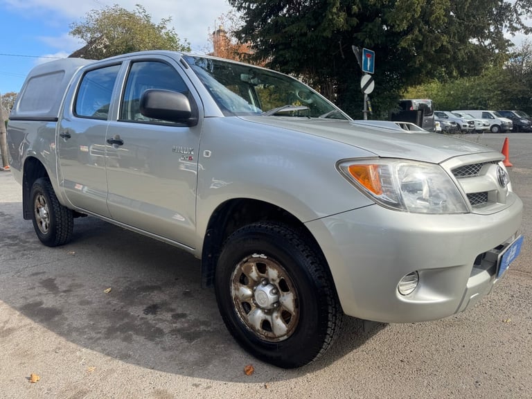 Toyota HiLux D/Cab Pick Up Truck D-4D 2.5120ps Manual Good Condition No Vat