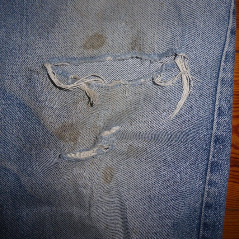 2 pairs of men's jeans - 1 pair Levis + 1 unbranded - for up-cycle craft,  material use or repair