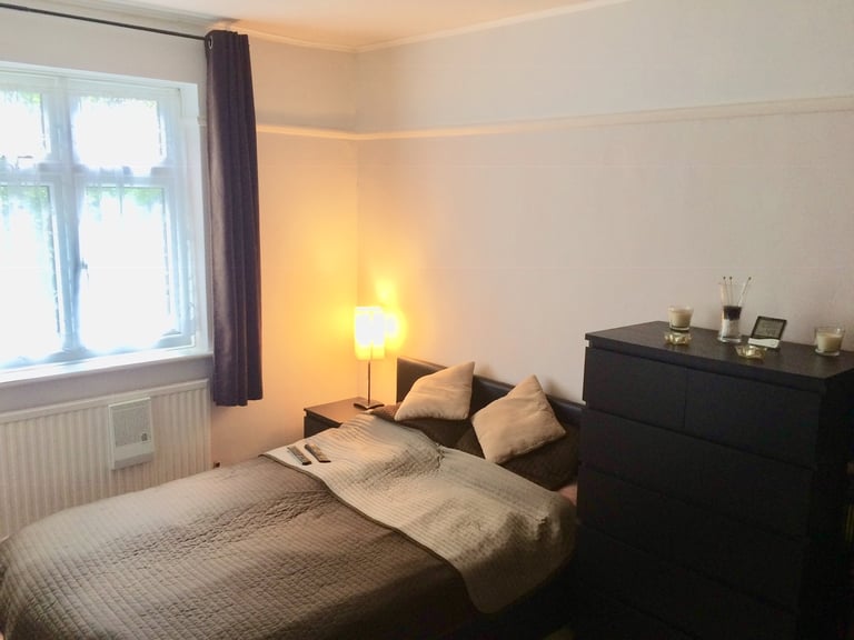Good Size-High Spec Double Room to rent, Ealing – Pitshanger – Hanger Lane 