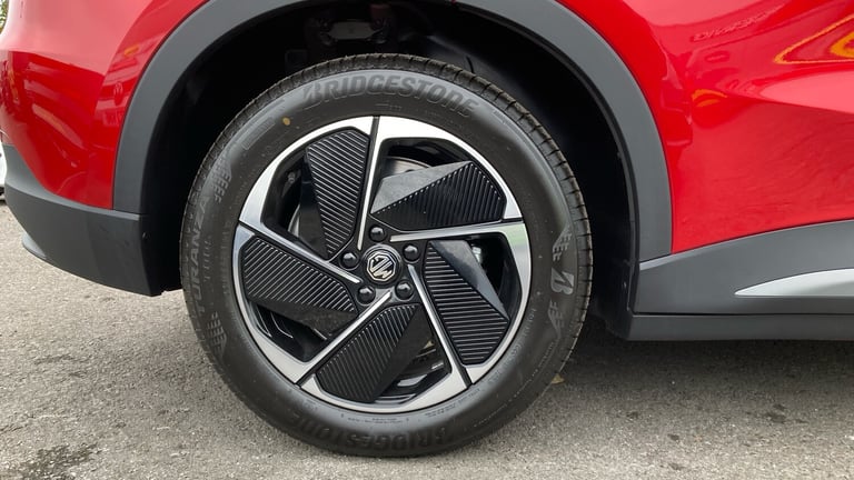 2025 MG MGS5 170kW Trophy EV Long Range 64kWh 5dr Auto Electric Estate Estate Electric Automatic