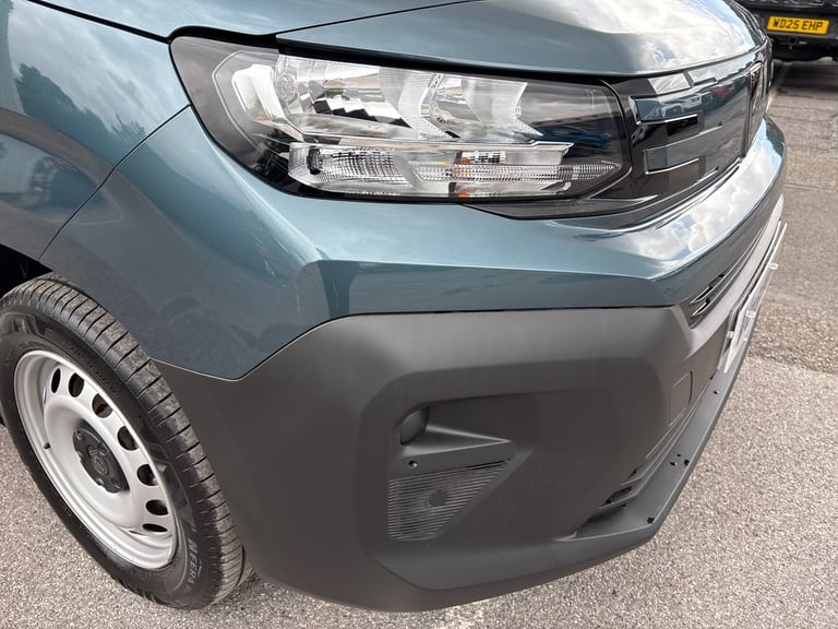 2025 Peugeot Partner 1.5 BlueHDi 100 Professional Van Van Diesel Manual