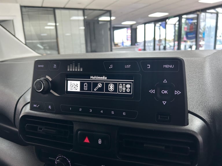 2021 Toyota ProAce 1.5 BlueHDi Active Short Panel Van SWB Euro 6 5dr PANEL VAN Diesel Manual