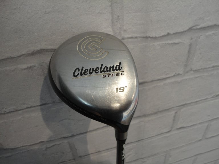 Various golf clubs drivers, woods, various prices, ping, ram, callaway, taylormade, mizuno etc 