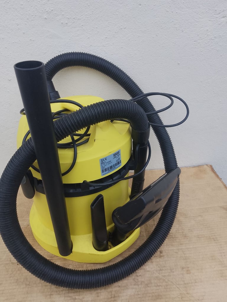 🛑 FREE DELIVERY 'KARCHER' WET AND DRY CYLINDER VACUUM CLEANER 