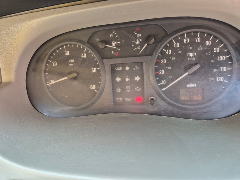 Vauxhall, VIVARO 2700 DTI SWB, Panel Van, 2003, 1870 (cc)