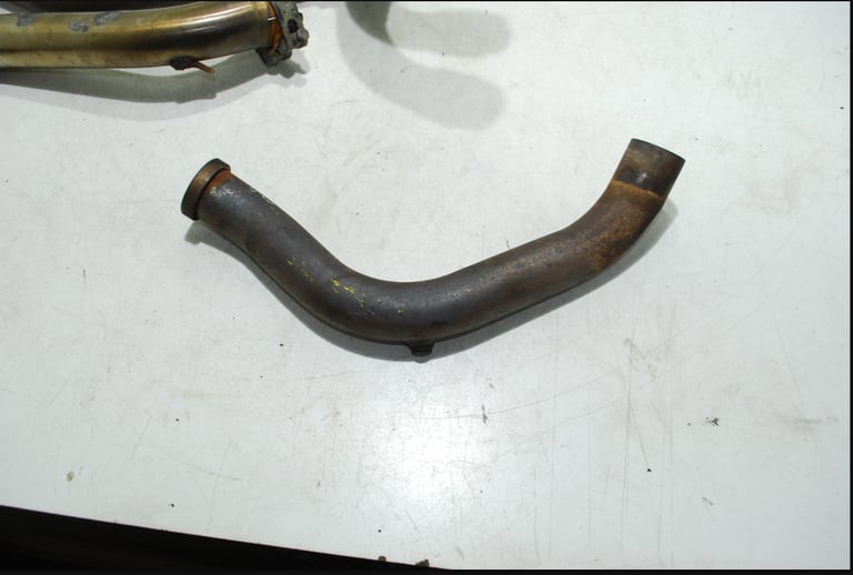 Complete Genuine Ducati Exhaust for Monster 93 to 01 with high mount link pipes