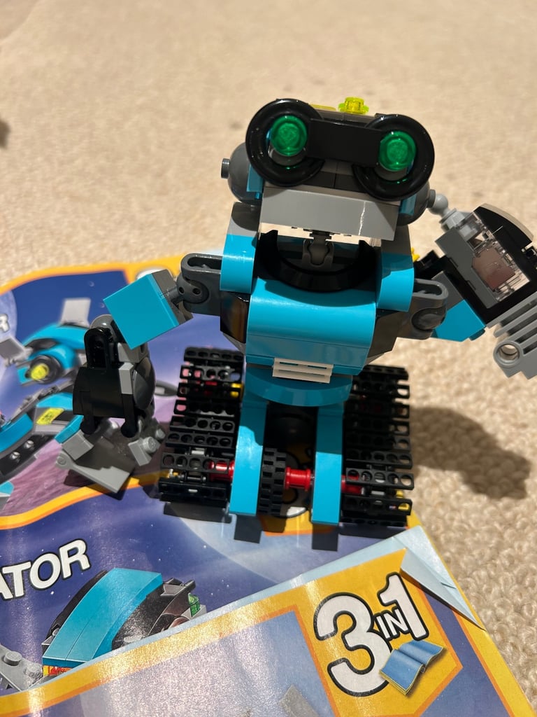 10 x Lego small / medium sets (boys)