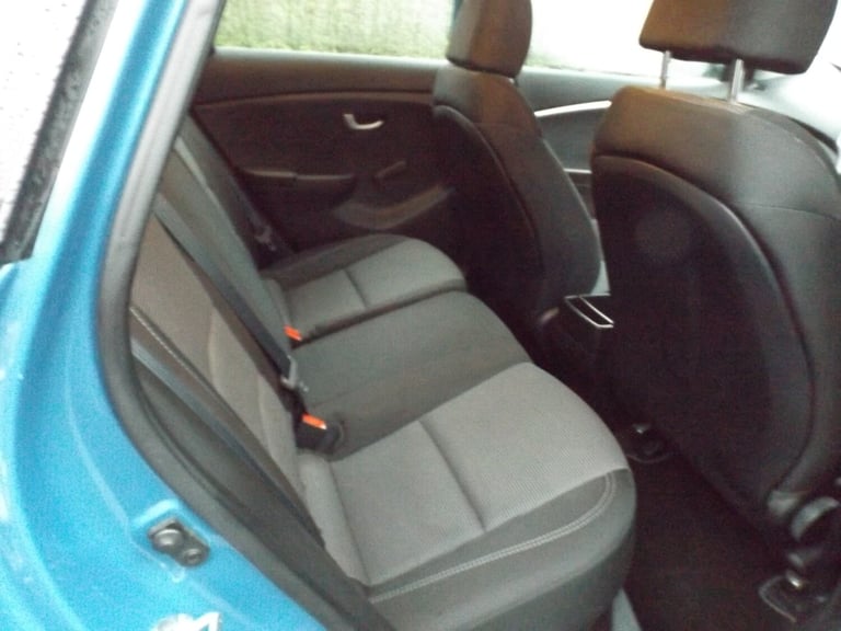 2013 Hyundai i30 1.6 CRDi Blue Drive Classic 5dr HATCHBACK Diesel Manual