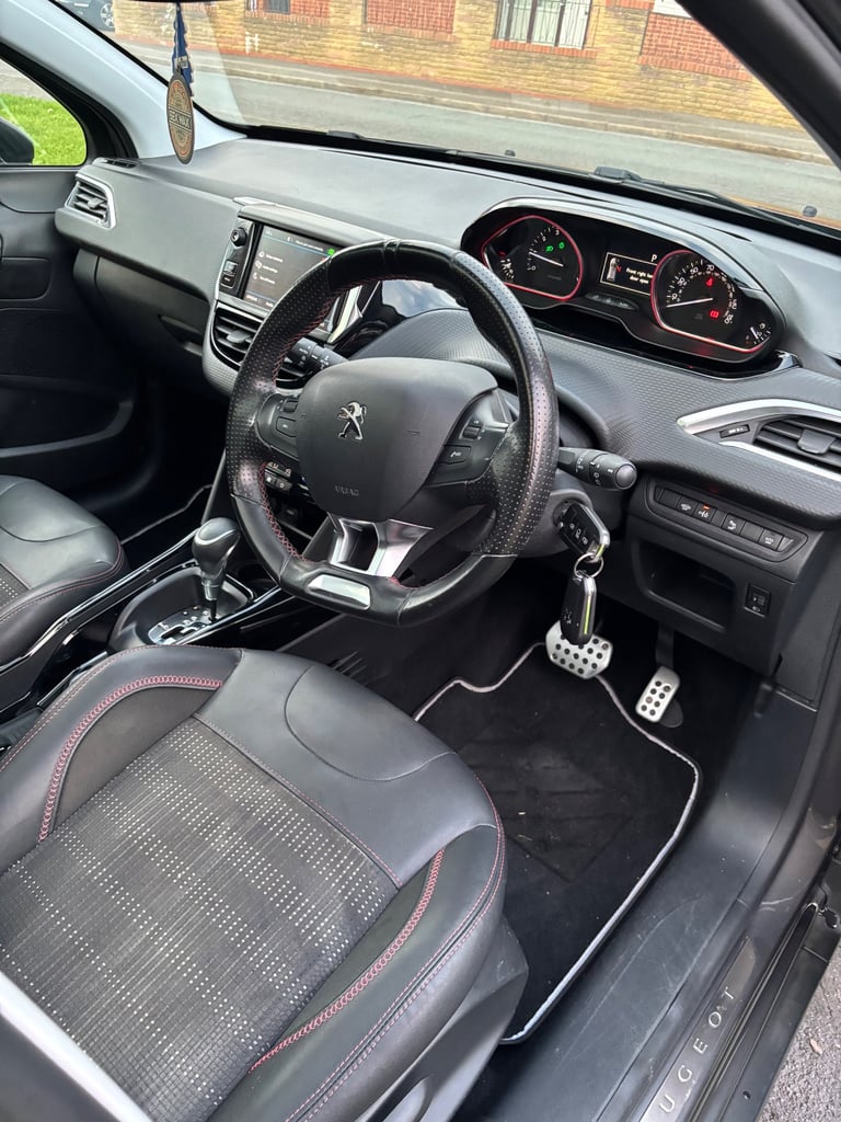 2018 Peugeout 2008 1.2 petrol Automatic