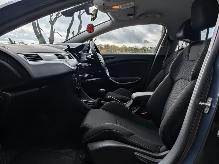 Citroen, C5, Estate, 2013, Manual, 1560 (cc), 5 doors