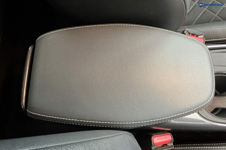 2021 Nissan Juke 1.0 DiG-T 114 Tekna 5dr SUV Petrol Manual