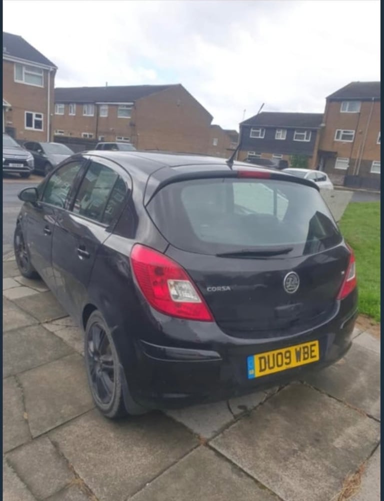 2009 VAUXHALL CORSA 1.4 PETROL FULL YEARS MOT 83K MILES STARTS N DRIVES GREAT CHEAP ON INSURANCE