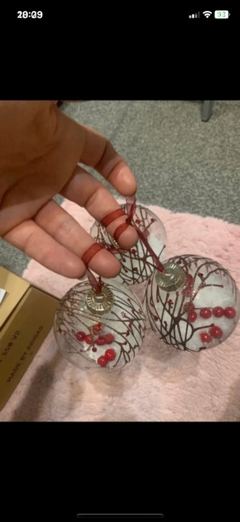 SET OF 3 LARGE RED/GOLD CHRISTMAS TREE BAUBLES 