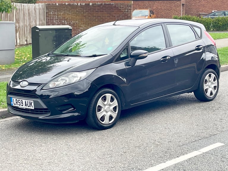 FORD FIESTA 1.2 STYLE 5 DOOR FULL YEARS MOT LOW MILEAGE SERVICE HISTORY RELIABLE RUNNER 