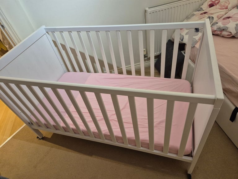 IKEA SUNDVIK Cot / bed for baby with mattress 140 x 70
