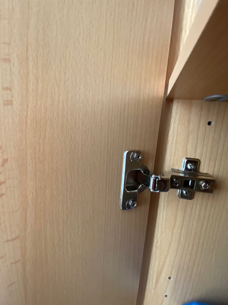 ‼️ QUICK SALE Wardrobe with key 🔑 