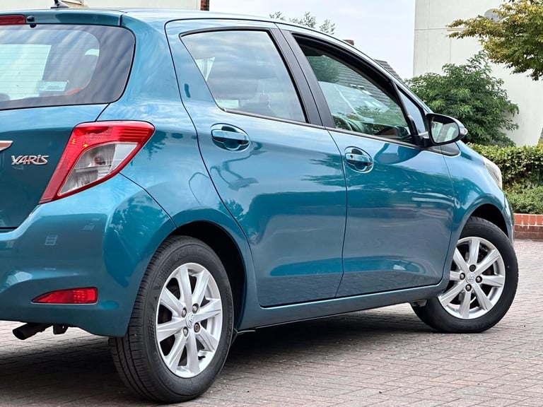 2013 Toyota Yaris 1.33 Dual VVT-i TR Euro 5 5dr HATCHBACK Petrol Manual