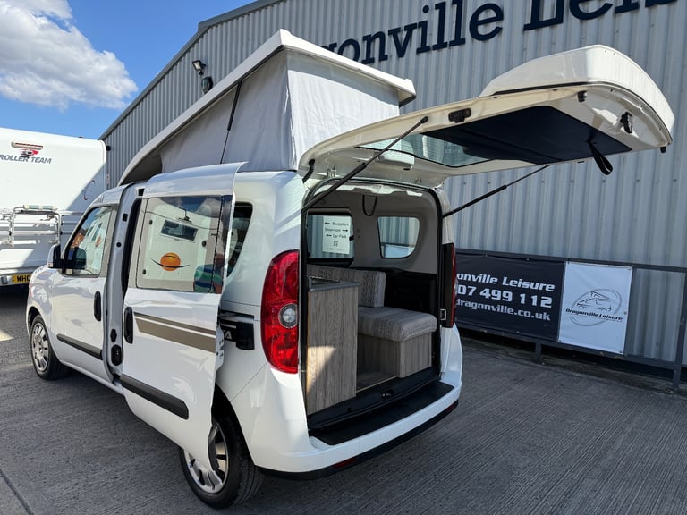 2015 (65)reg Fiat Doblo 1.6 M-Jet Camper Van - 1 Owner - 15250 miles
