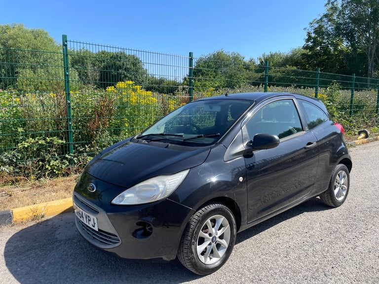 FORD KA 1.2 STUDIO CONNECT S/S 64 REG BLACK 3 DOOR MOT APRIL 15TH 2026 TAX £35 LOW INSURANCE 50+MPG