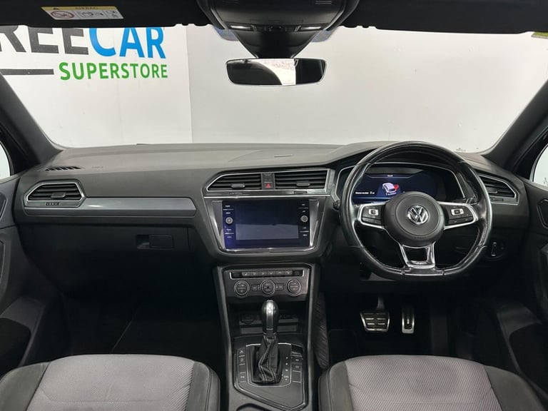 2018 Volkswagen Tiguan 2.0 TDI R-Line SUV 5dr Diesel DSG Euro 6 (s/s) (150 ps) ESTATE Diesel Auto...