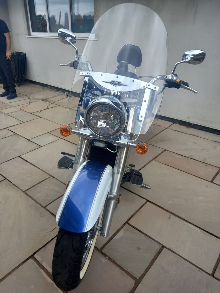 Suzuki, 2012, 805 (cc)