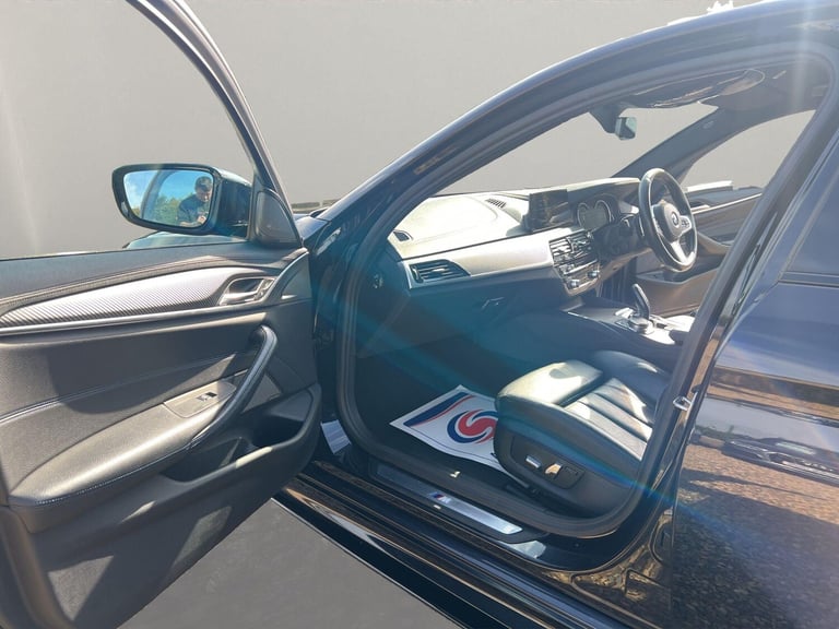 2017 BMW 5 Series 3.0 530d M Sport Auto xDrive Euro 6 (s/s) 4dr SALOON Diesel Automatic