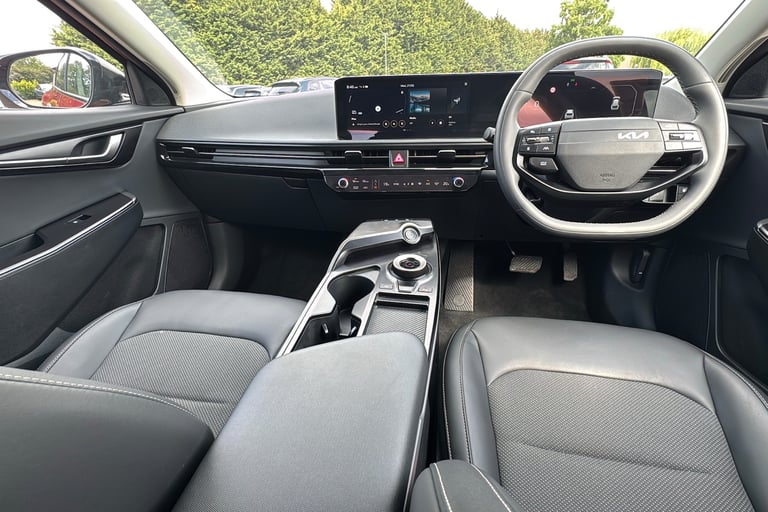  Kia EV6 63kWh Air SR Hatchback 5dr Electric Auto 169 bhp Electric
