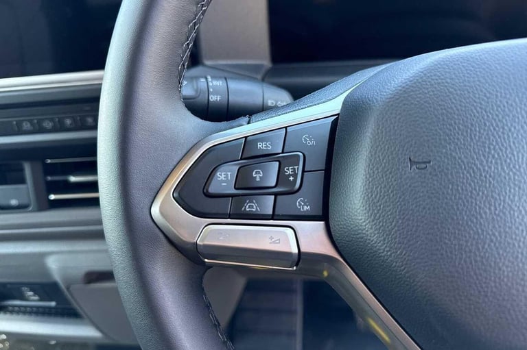 2025 Volkswagen Transporter T32 Panel Van Commerce Pro SWB 170 PS 2.0 TDI 8sp Automatic Van DIESE...