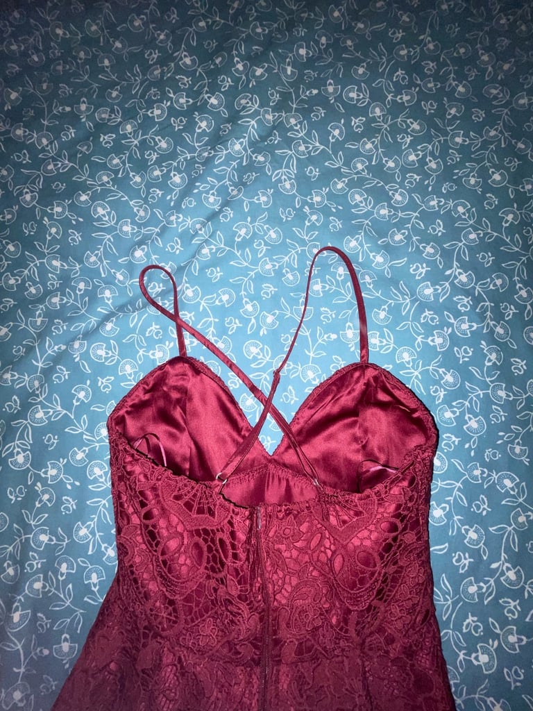 Red Lace Formal Dress