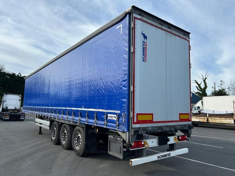 2023 SCHMITZ 13.6m Tri Axle Curtainsider