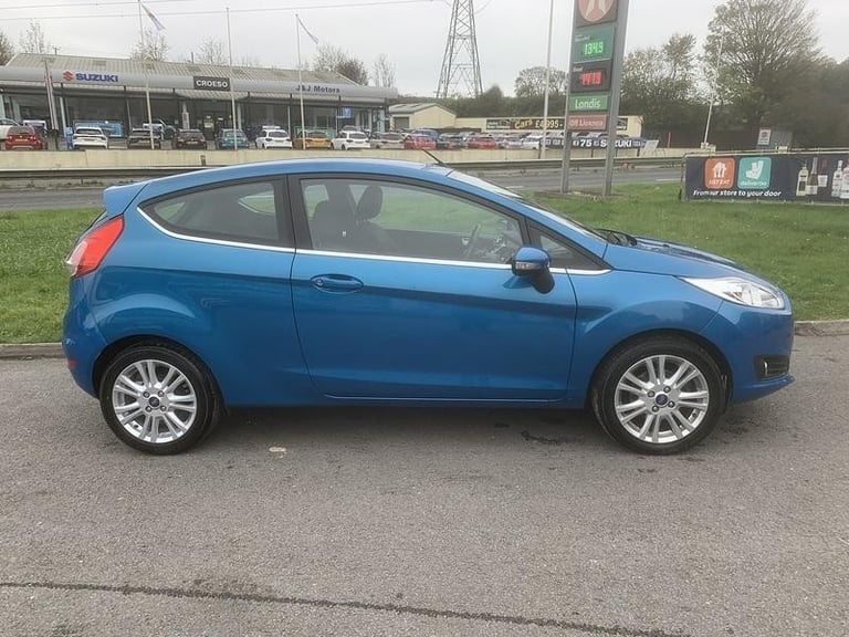2014 Ford Fiesta Zetec 1.0T - new MOT - Only 35000 miles