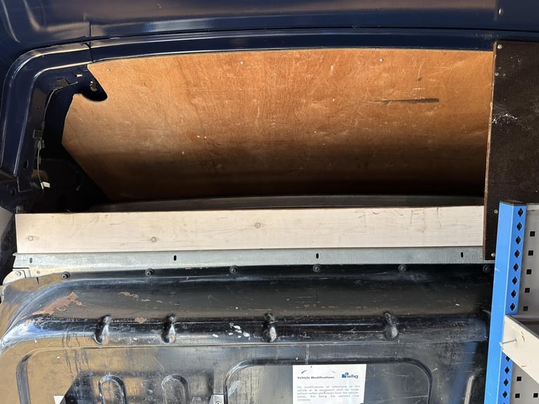 2013 Ford Transit 2.2 TDCi 350 Panel Van 3dr Diesel Manual FWD L2 H3 (209 g/km, 123 bhp) Panel Va...