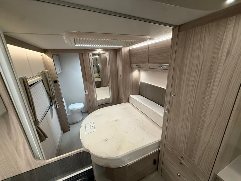 2022 ELDDIS SUPREME 554 - 4 BERTH CARAVAN 
