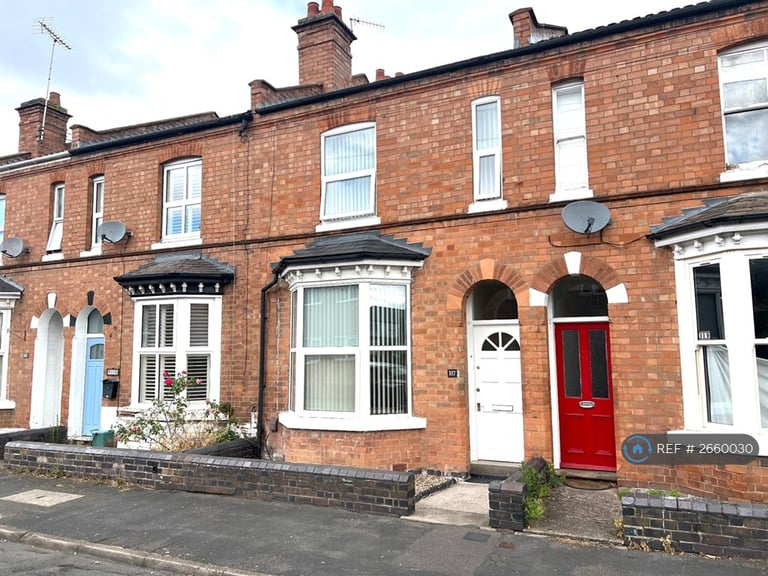image for 4 bedroom house in Tachbrook Street, Leamington Spa, CV31 (4 bed) (#2660030)