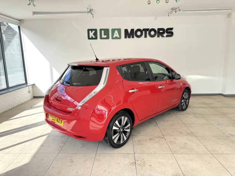 NISSAN LEAF 30kWh Tekna Red Auto Electric 2017