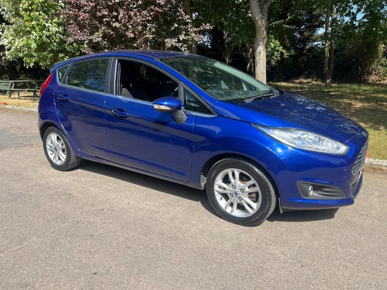 2015 Ford Fiesta 1.0T EcoBoost Zetec Euro 6 (s/s) 5dr HATCHBACK Petrol Manual