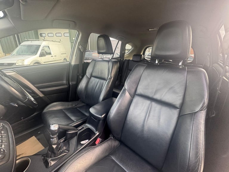 2013 Toyota RAV4 2.2 D-4D Invincible 4WD Euro 5 5dr ESTATE Diesel Manual