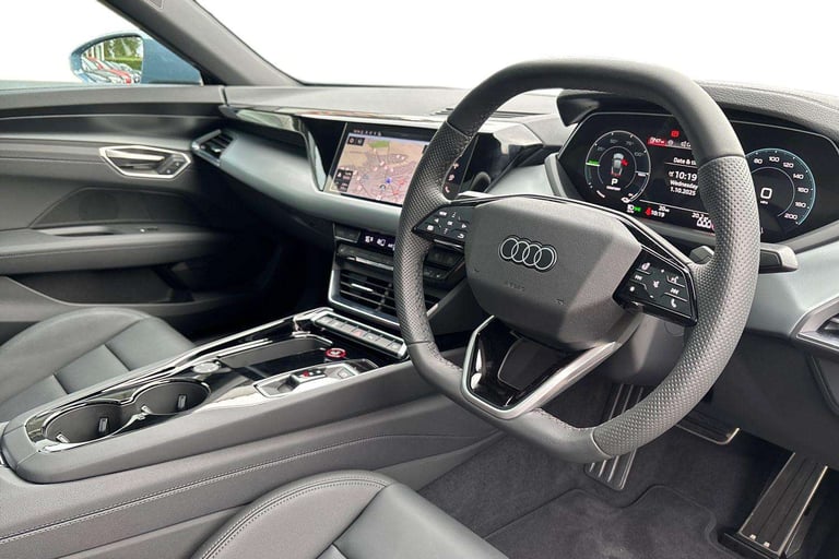 2025 Audi e-tron GT 370kW 105kWh Quattro 4dr Auto Saloon Electric Automatic