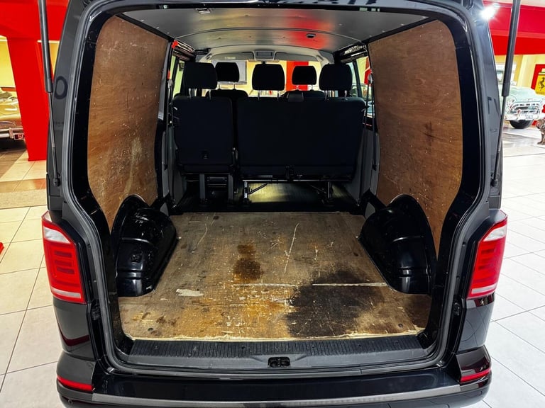 2017 Volkswagen Transporter 2.0 BiTDI T32 BlueMotion Tech Highline Kombi FWD SWB Euro 6 (s/s) 5dr...