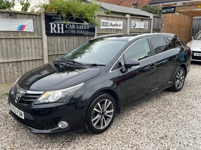 image for 2013 Toyota Avensis 2.0 D-4D Icon Tourer Euro 5 5dr ESTATE Diesel Manual
