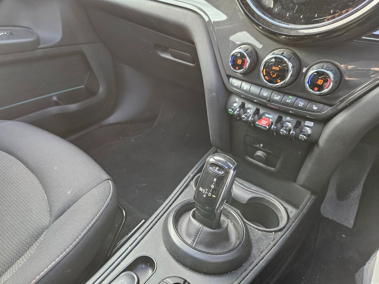 2023 MINI COUNTRYMAN 1.5 Cooper Classic Auto Comfort/Nav+ Pack Damaged Salvage