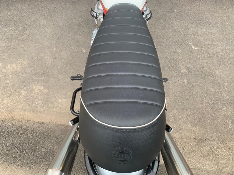 Royal Enfield INTERCEPTOR INT 650 - 2YEAR WARRANTY 