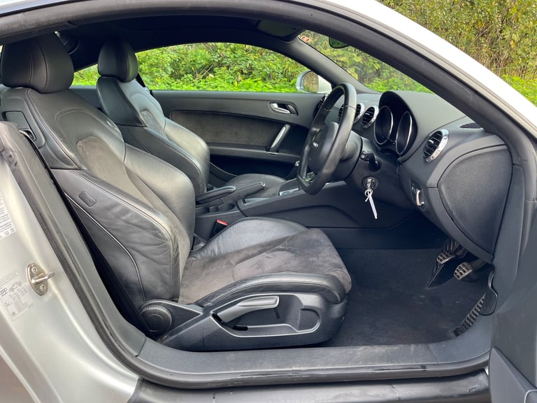 2007 Audi TT 2.0 T FSI Turbo 200hp 2dr Coupe 6 Speed Manual  COUPE Petrol Manual