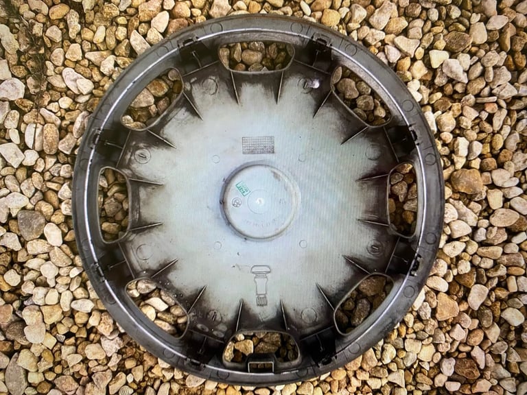 BMW 3 Series E30 Wheel Trim Hub Cap Classic - Can Post